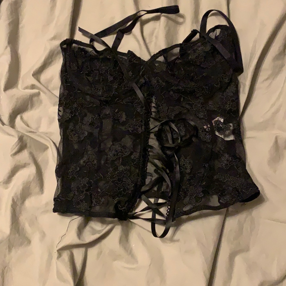 Prettylittlething lace corset